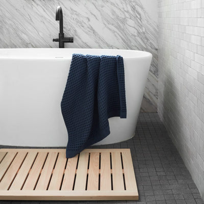 Bath Mats vs. Bath Rugs: Here's What You Should Know